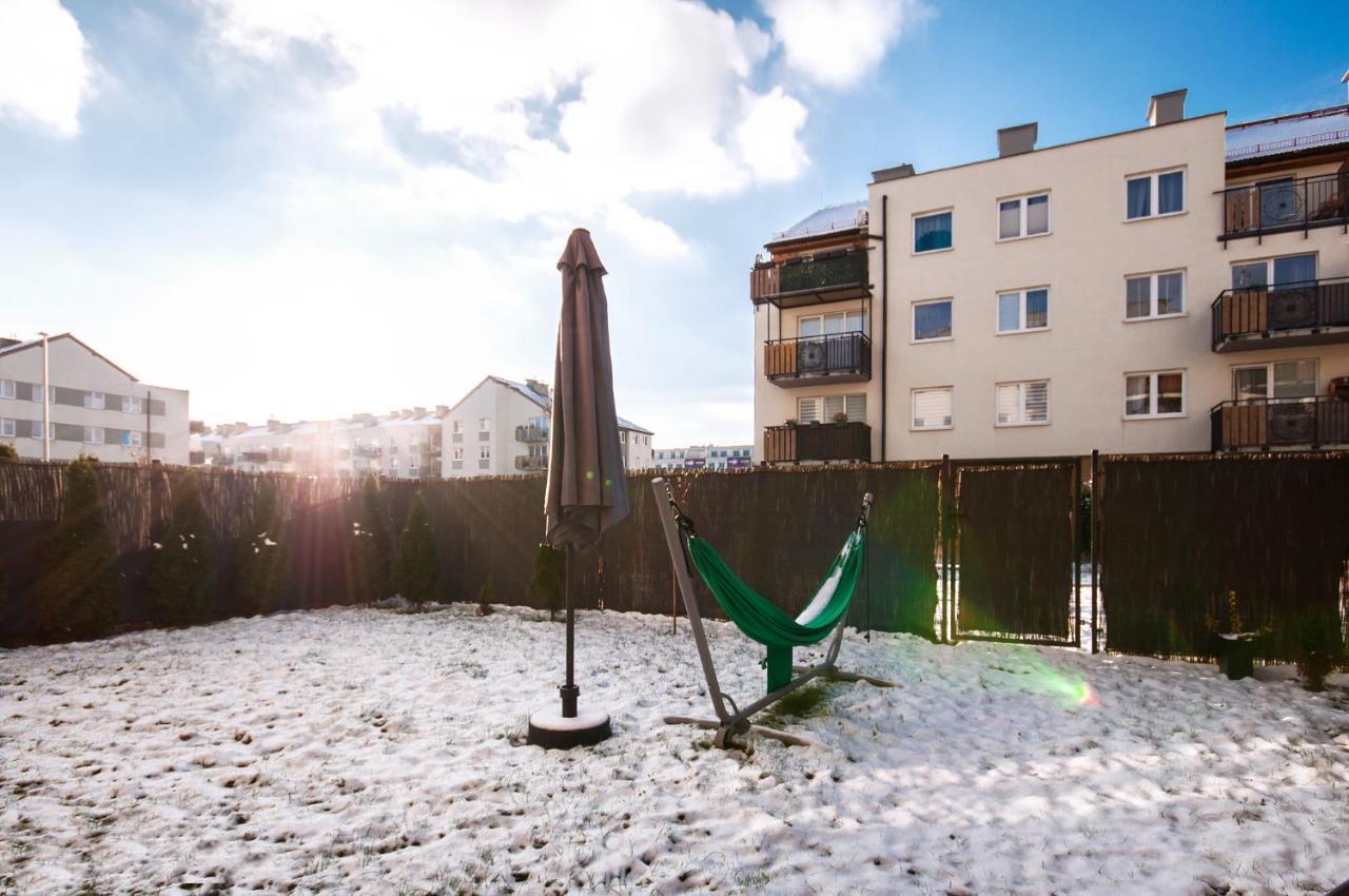 Ferienwohnung Urocze Mieszkanie Z Ogrodkiem I Bezplatny Parking Breslau Exterior foto